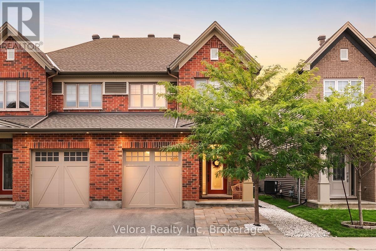 424 Warmstone Drive, Ottawa, ON, K2S 0W2
