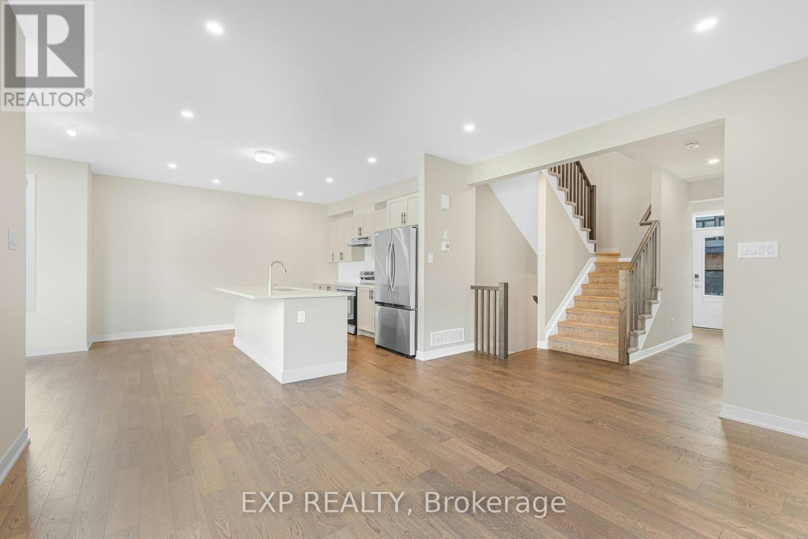 345 Peninsula Road, Ottawa, ON, K2J 7L9 - 2