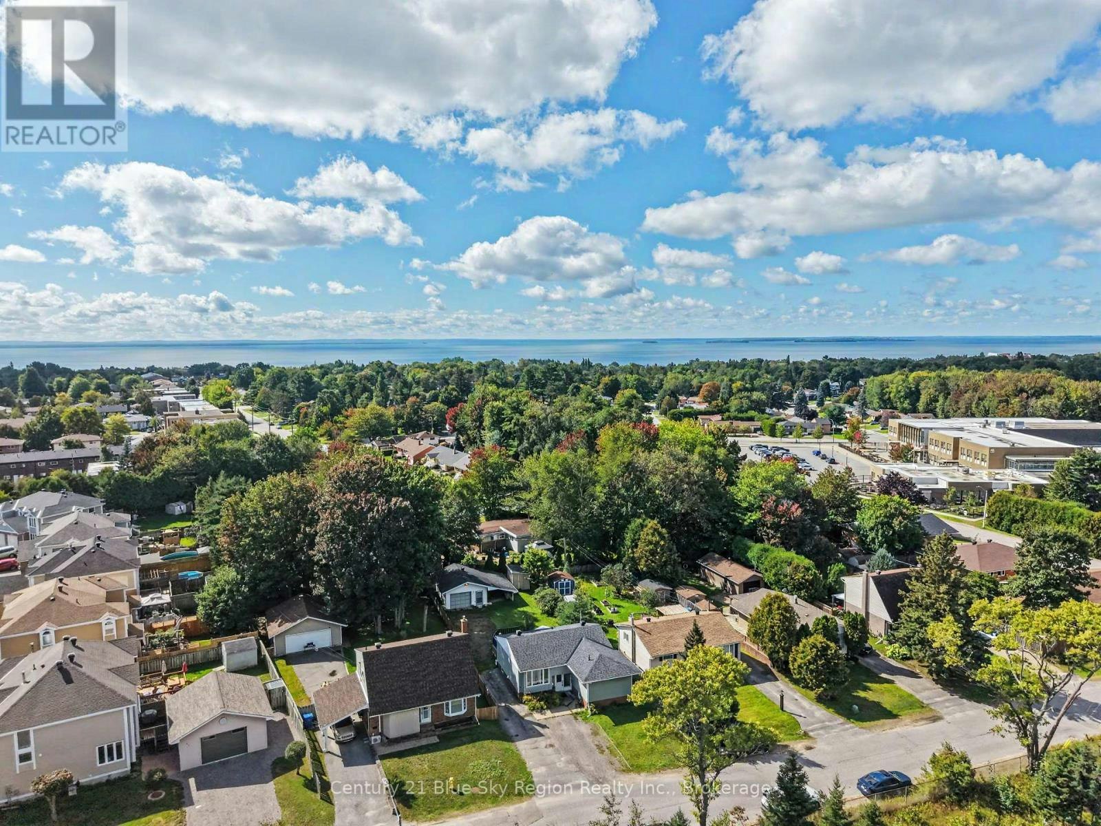 677 Tackaberry Drive, North Bay, ON, P1B 8R1