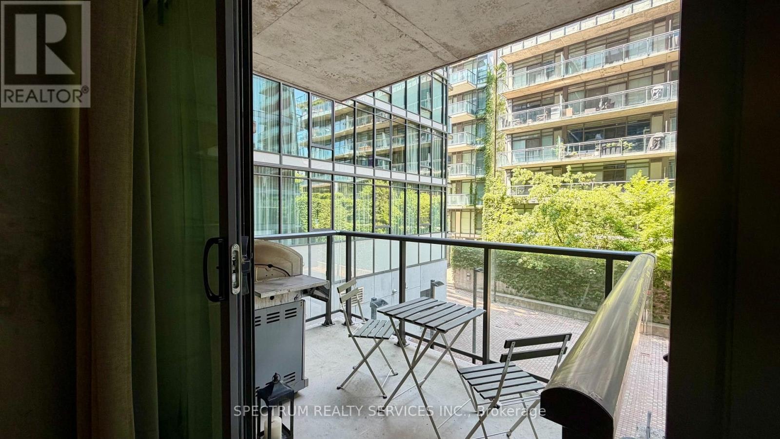 201-560 King Street W, Toronto, ON, M5V 2N2 - 2