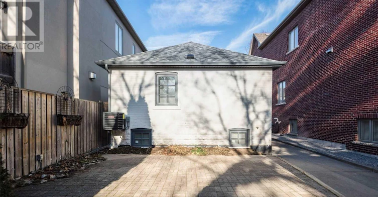 BASEMENT-187 Brooke Avenue, Toronto, ON, M5M 2K7 - 10