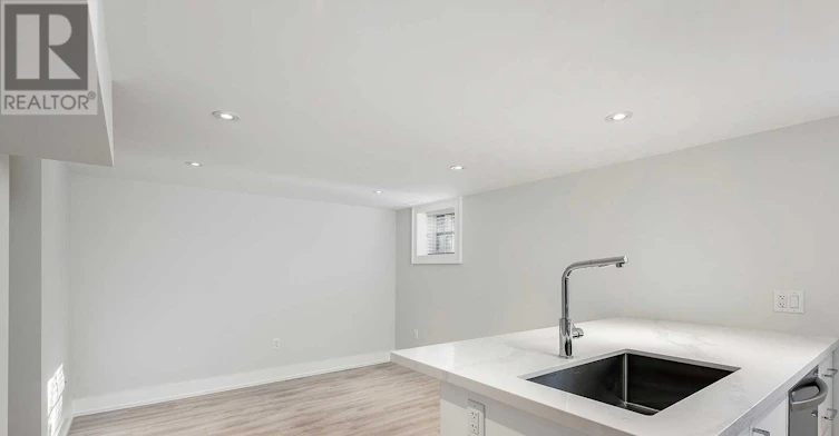 BASEMENT-187 Brooke Avenue, Toronto, ON, M5M 2K7 - 5