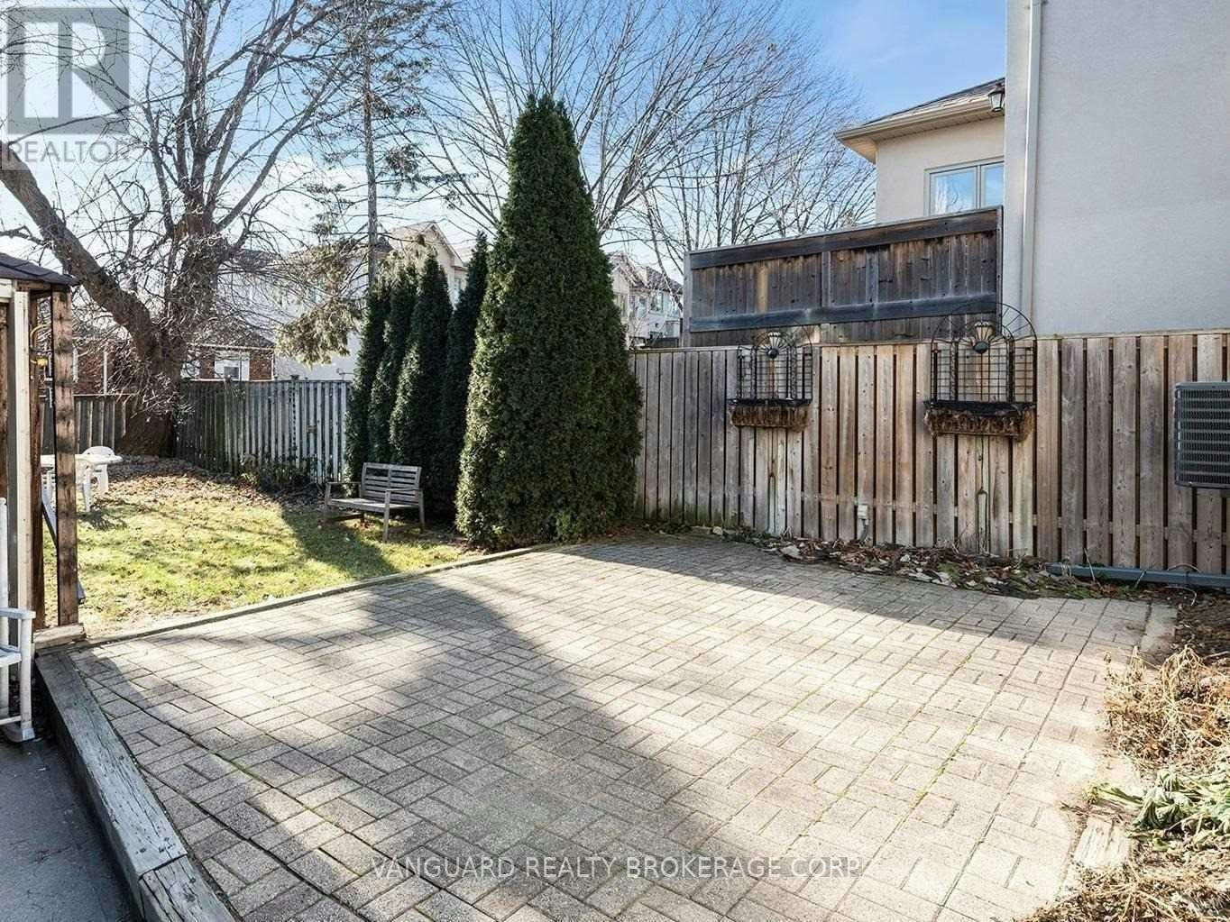 BASEMENT-187 Brooke Avenue, Toronto, ON, M5M 2K7 - 11