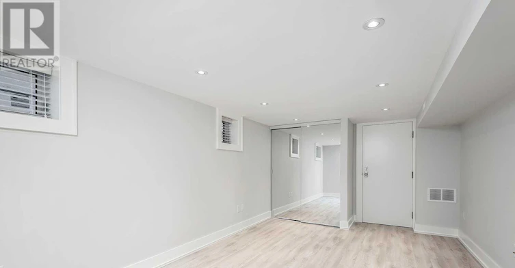 BASEMENT-187 Brooke Avenue, Toronto, ON, M5M 2K7 - 6