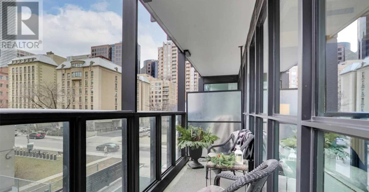 305-101 Charles Street E, Toronto, ON, M4Y 0A9 - 16