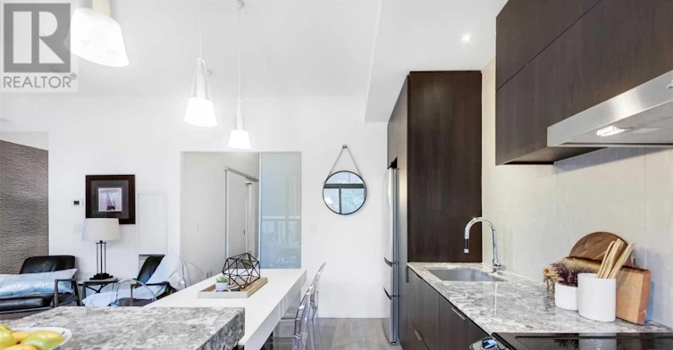 305-101 Charles Street E, Toronto, ON, M4Y 0A9 - 10