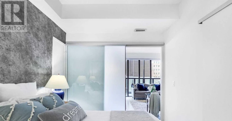 305-101 Charles Street E, Toronto, ON, M4Y 0A9 - 14