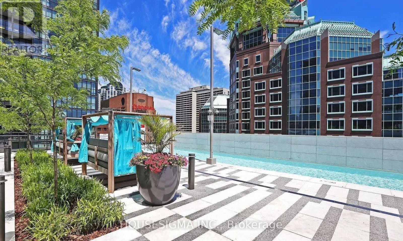 305-101 Charles Street E, Toronto, ON, M4Y 0A9 - 18