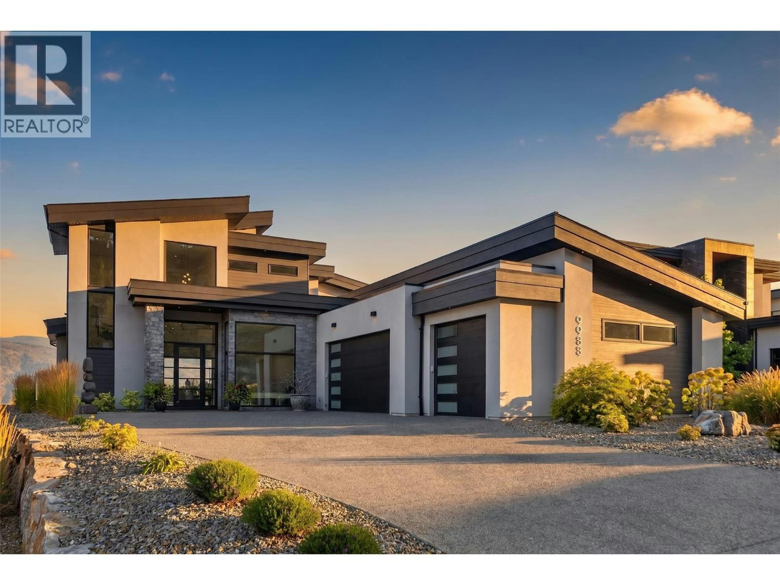 9988 Beacon Hill Drive, Lake Country, BC, V4V 0A9