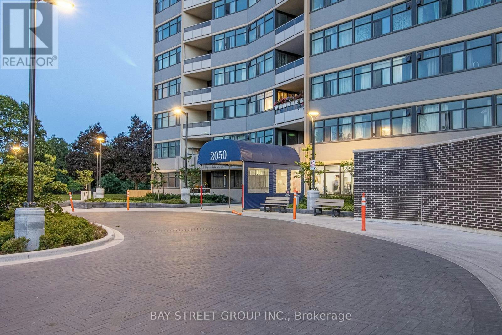 1712-2050 Bridletowne Circle, Toronto, ON, M1W 2V5 - 2