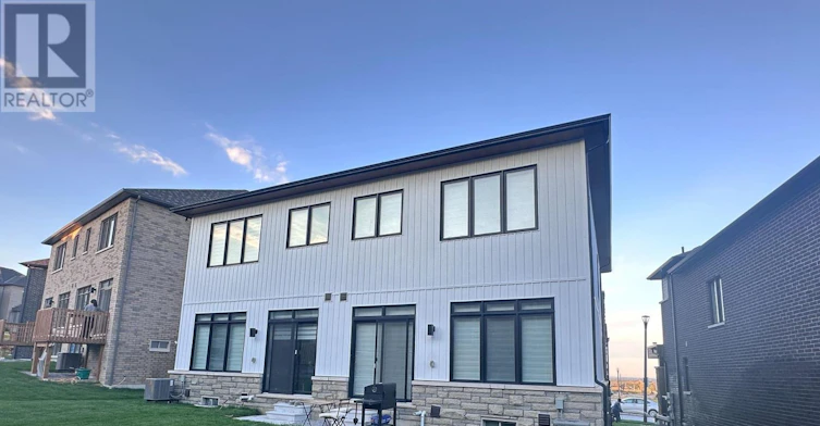 1018 Valhalla Terrace, Pickering, ON, L1X 0P8 - 17