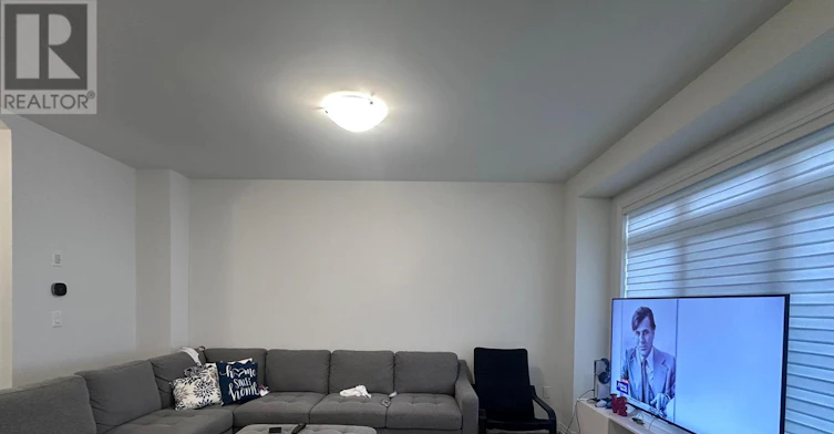 1018 Valhalla Terrace, Pickering, ON, L1X 0P8 - 6