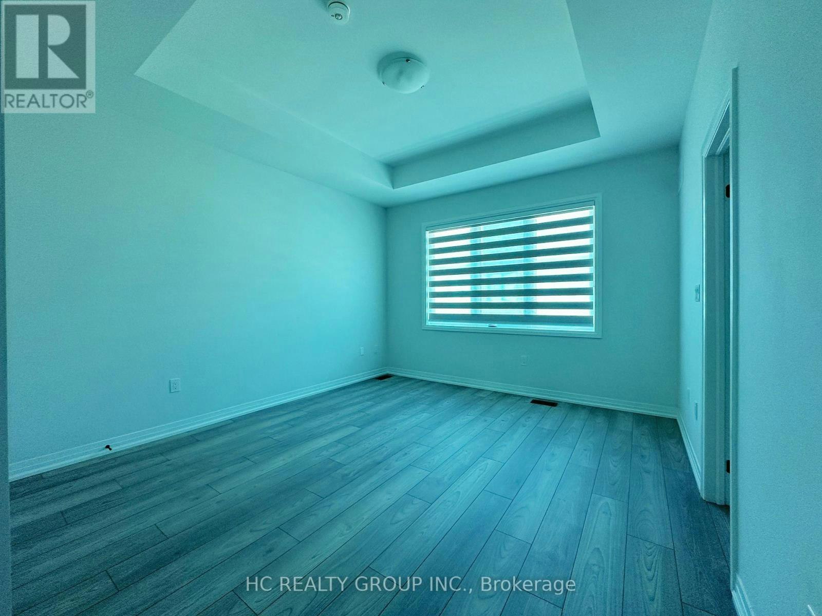 1018 Valhalla Terrace, Pickering, ON, L1X 0P8 - 10