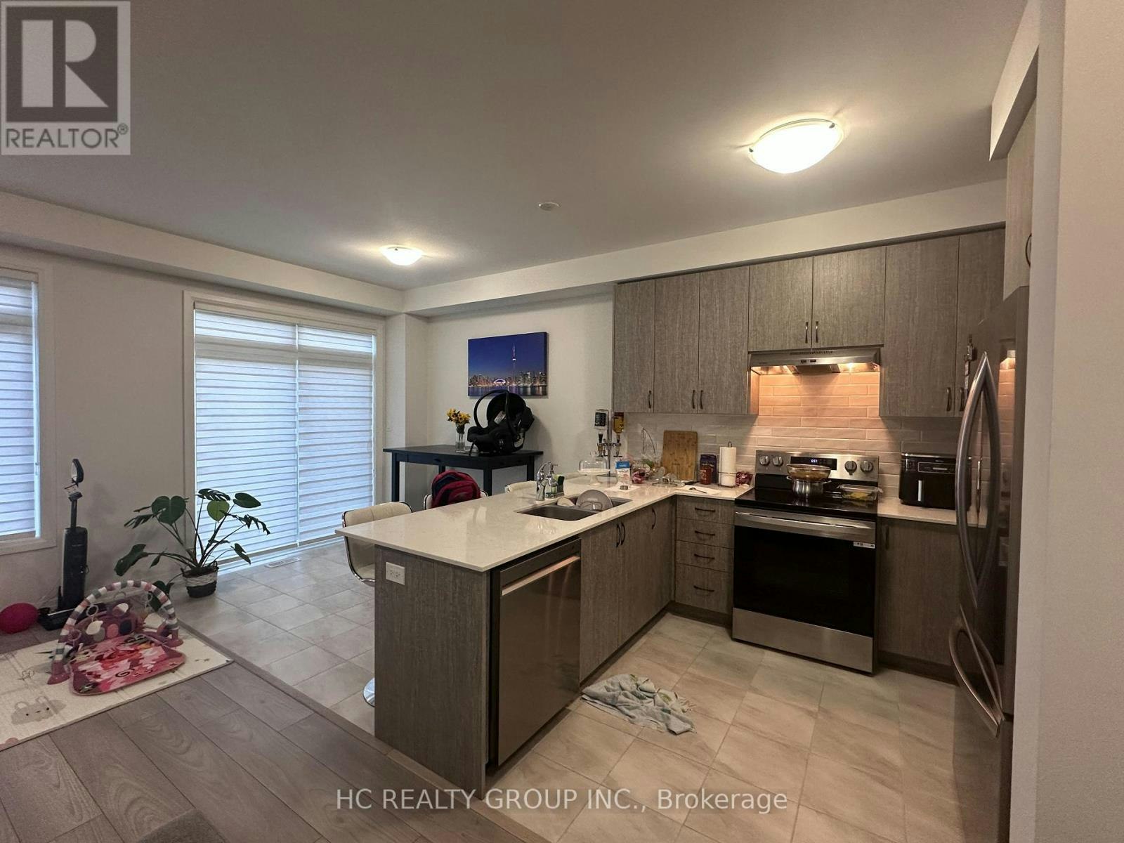 1018 Valhalla Terrace, Pickering, ON, L1X 0P8 - 4