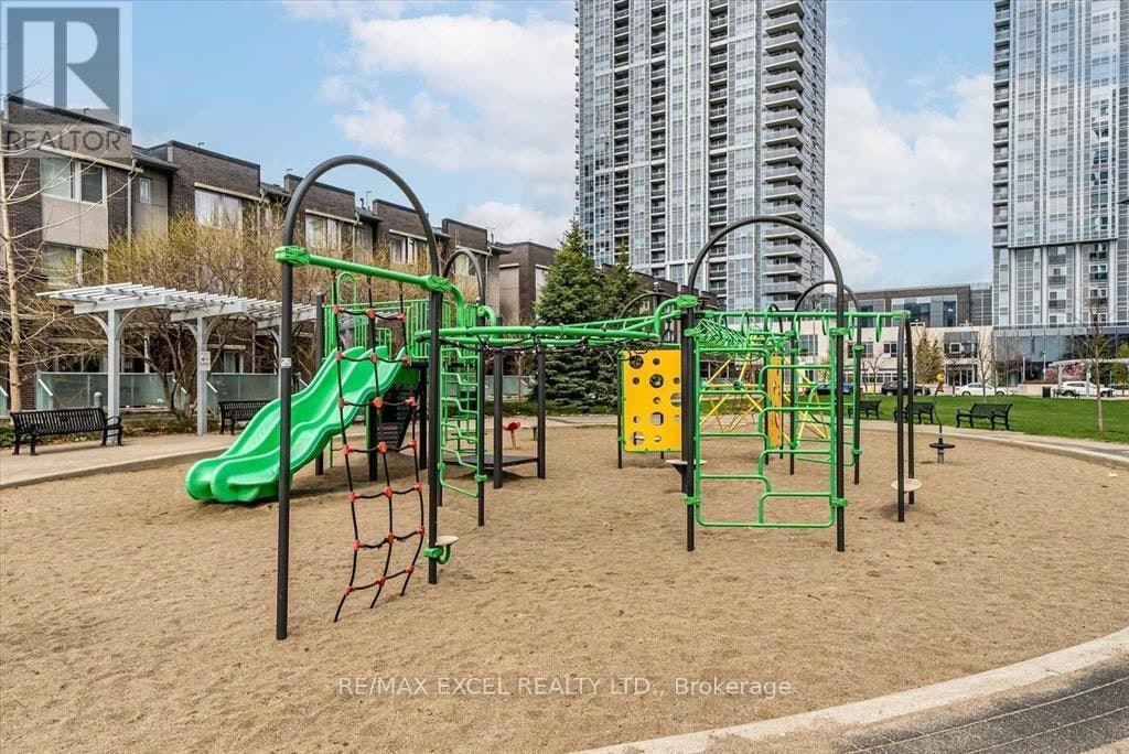 1806-151 Village Green Square, Toronto, ON, M1S 0K5 - 24