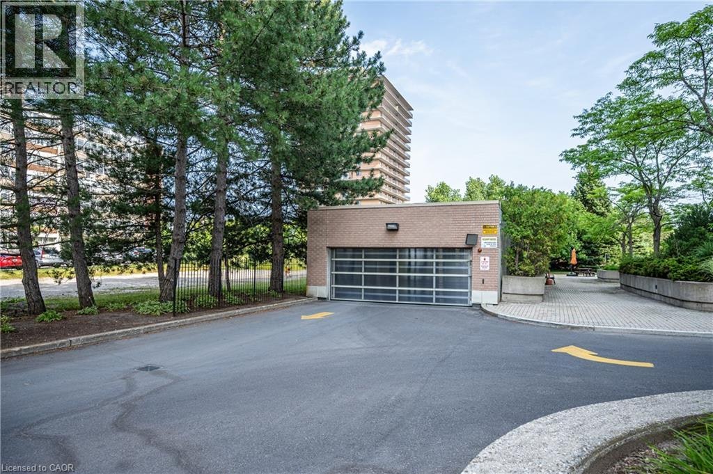 807-265 Westcourt Place, Waterloo, ON, N2L 6E4 - 3