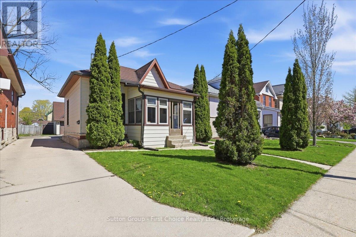 49 Well Street, Stratford, ON, N5A 4L8