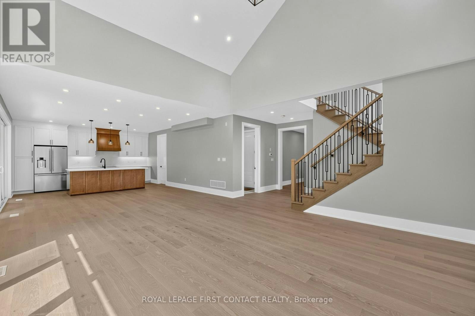 UPPER-929 7th Line, Innisfil, ON, L9S 4G1 - 10