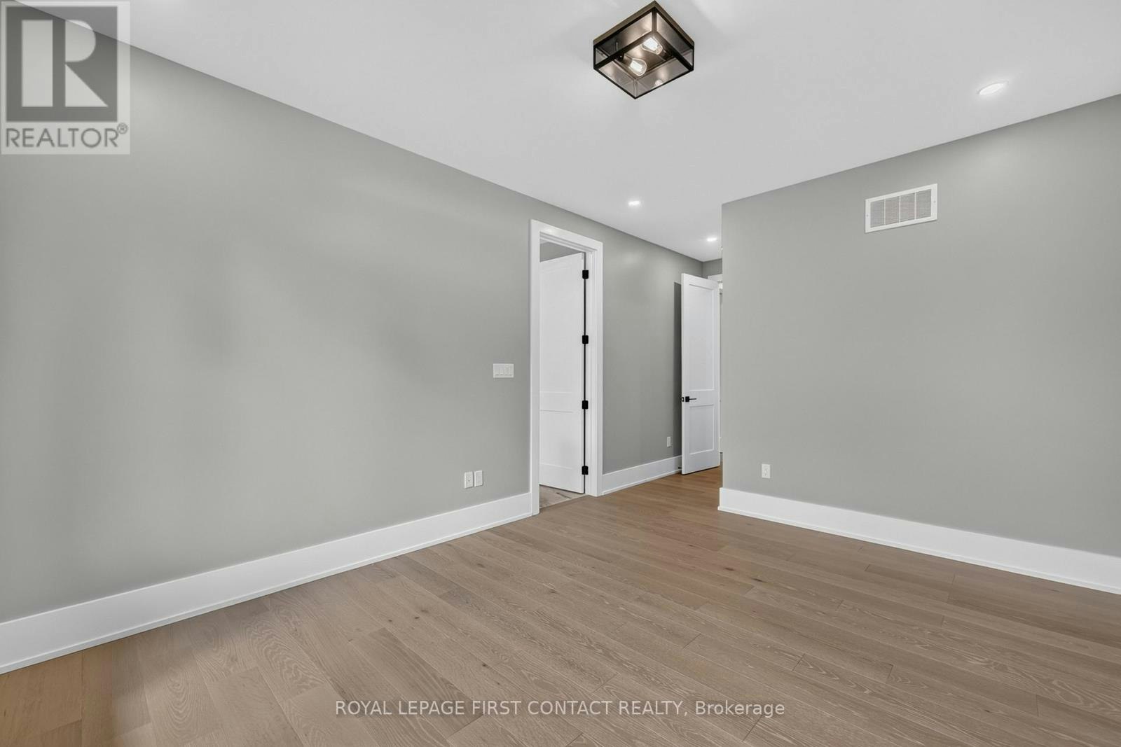 UPPER-929 7th Line, Innisfil, ON, L9S 4G1 - 14