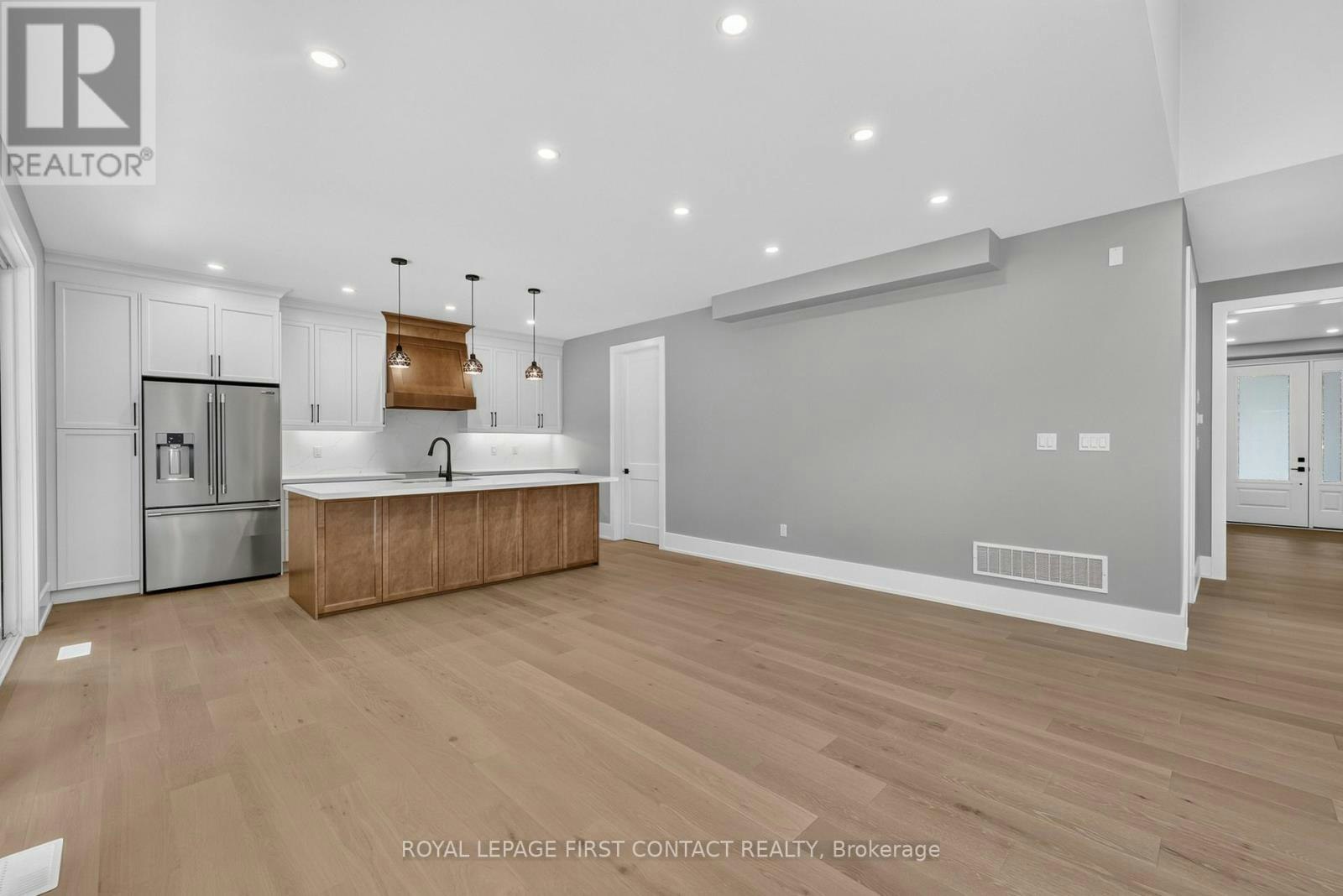 UPPER-929 7th Line, Innisfil, ON, L9S 4G1 - 4