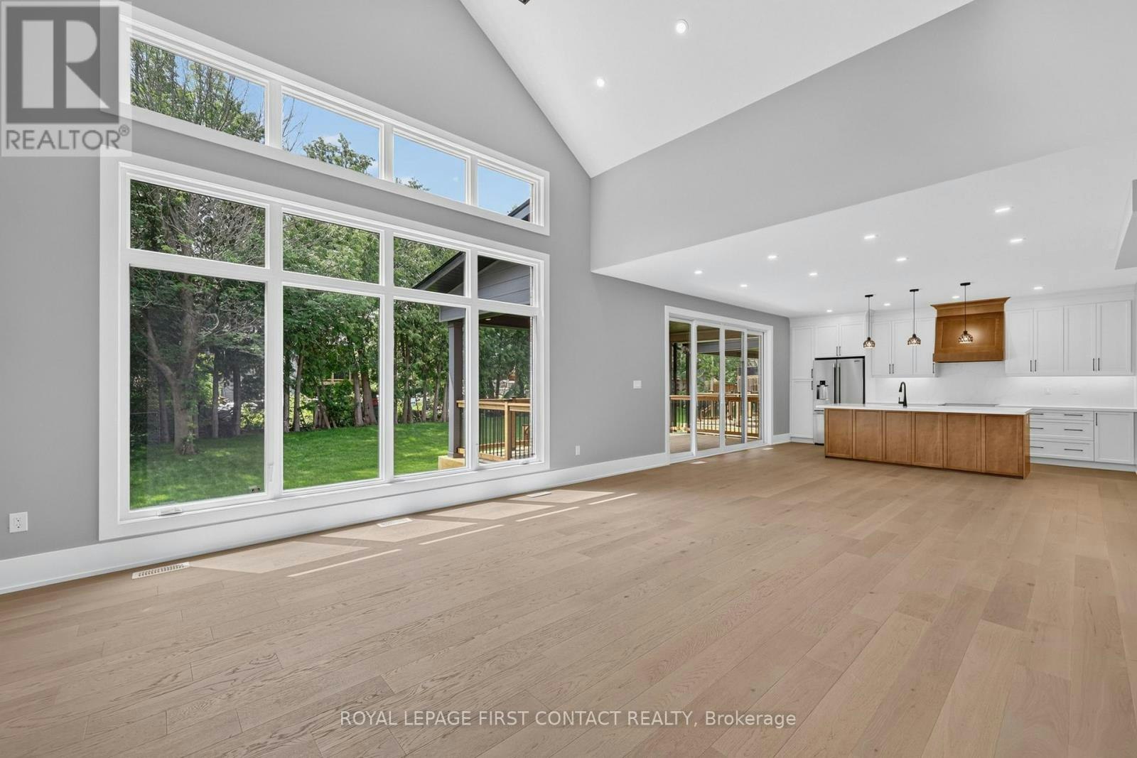 UPPER-929 7th Line, Innisfil, ON, L9S 4G1 - 7