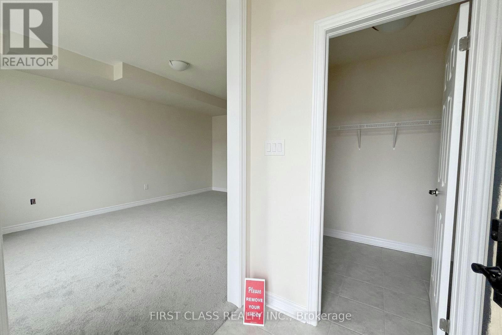33 Mumbai Drive, Markham, ON, L3S 3K5 - 2