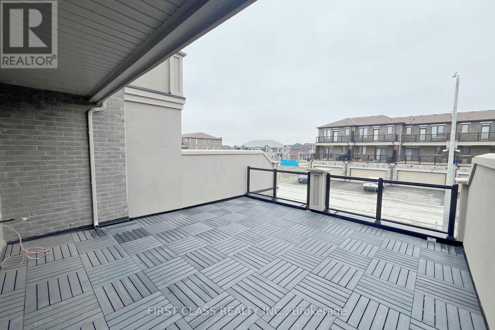 33 Mumbai Drive, Markham, ON, L3S 3K5 - 7
