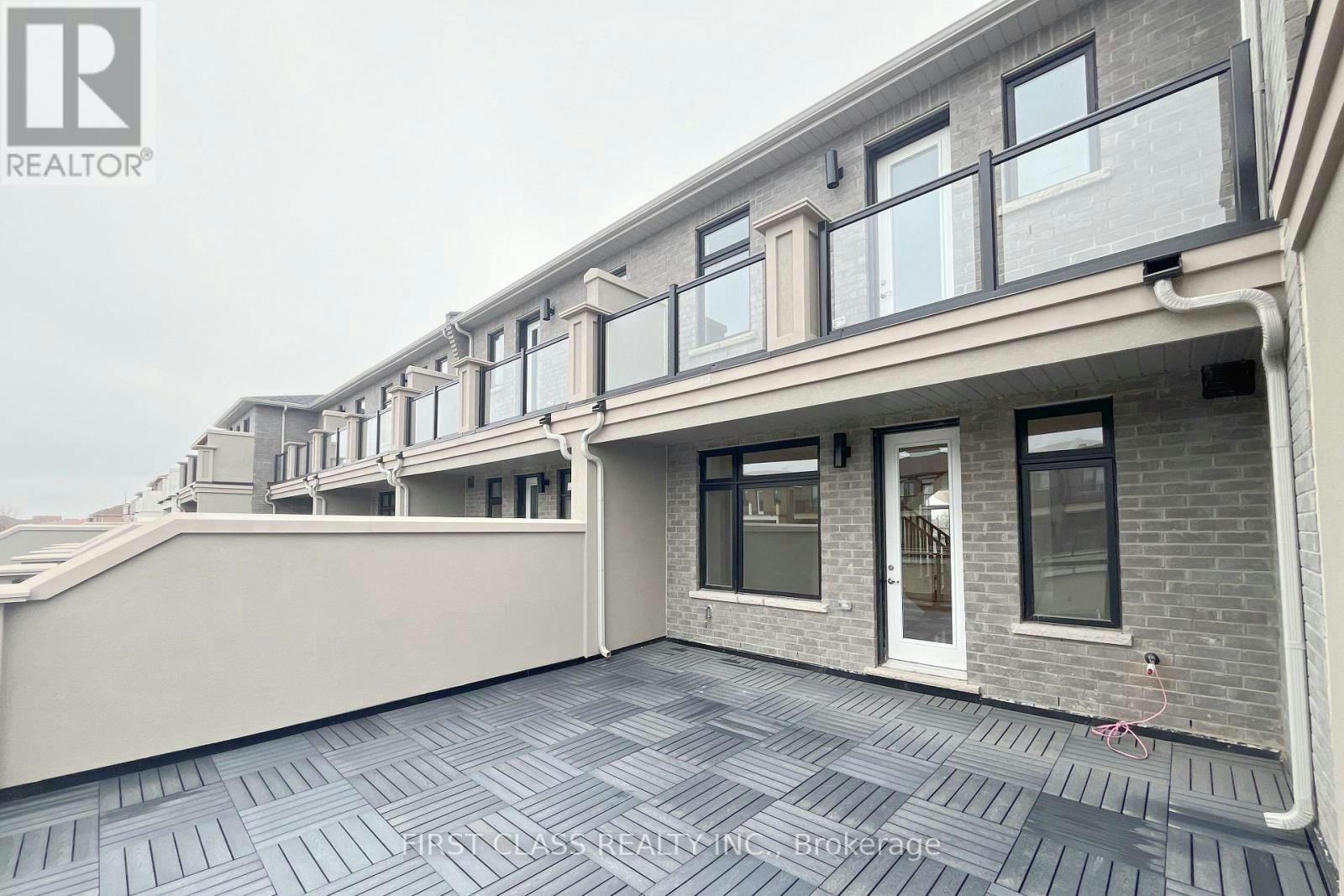 33 Mumbai Drive, Markham, ON, L3S 3K5 - 8