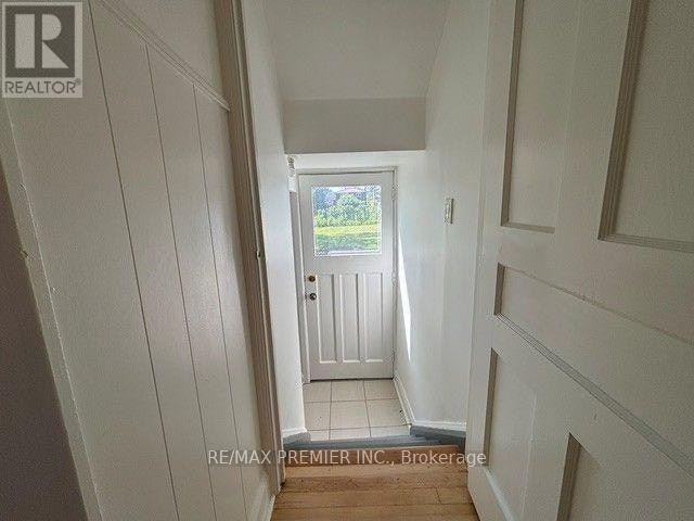 21 Aura Lea Boulevard, Toronto, ON, M9M 1K2 - 19