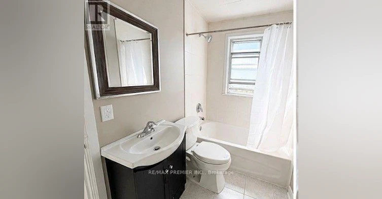 21 Aura Lea Boulevard, Toronto, ON, M9M 1K2 - 14