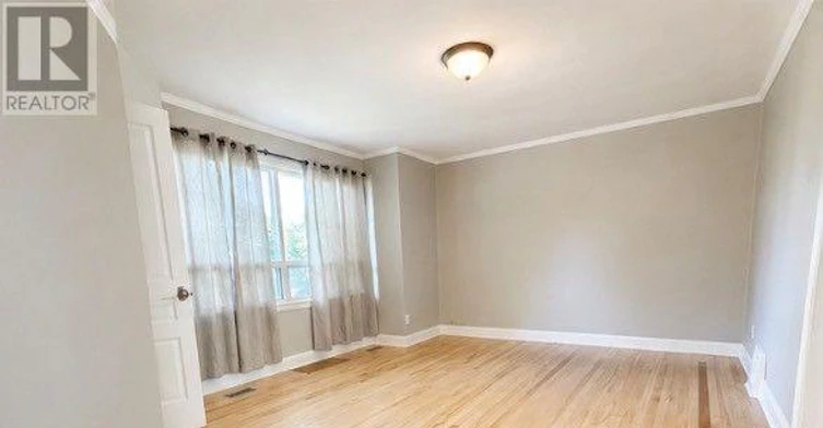 21 Aura Lea Boulevard, Toronto, ON, M9M 1K2 - 8
