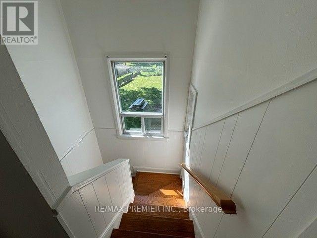 21 Aura Lea Boulevard, Toronto, ON, M9M 1K2 - 13