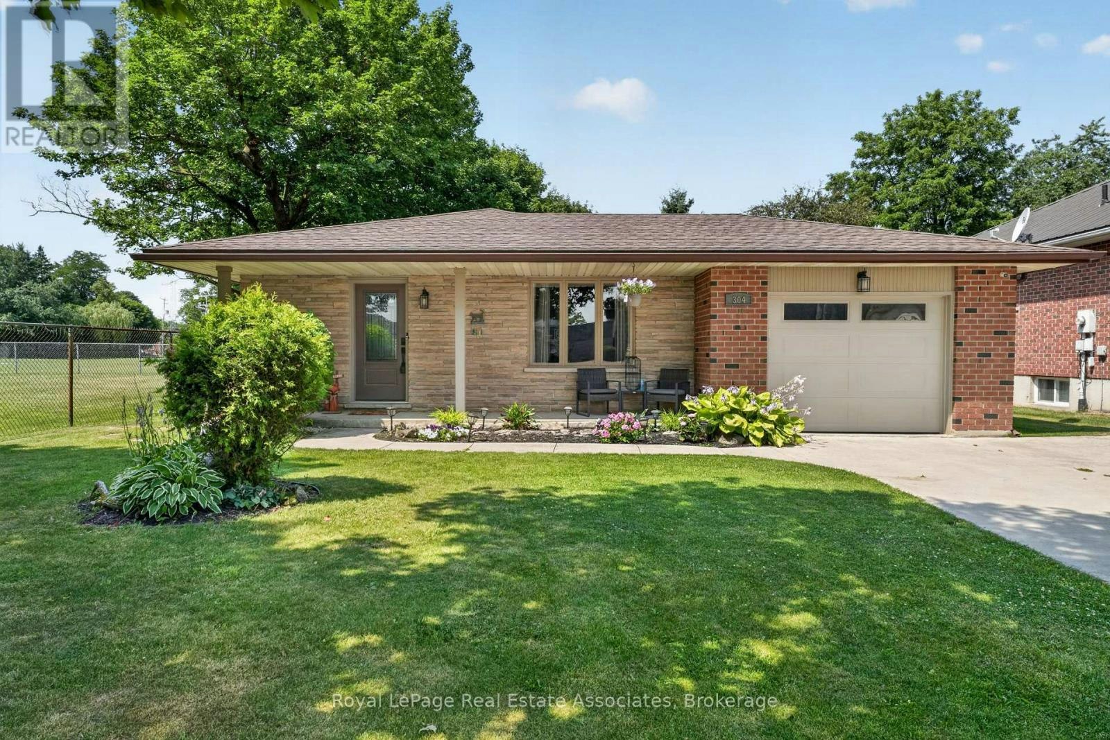 304 Eliza Street, Wellington North, ON, N0G 1A0