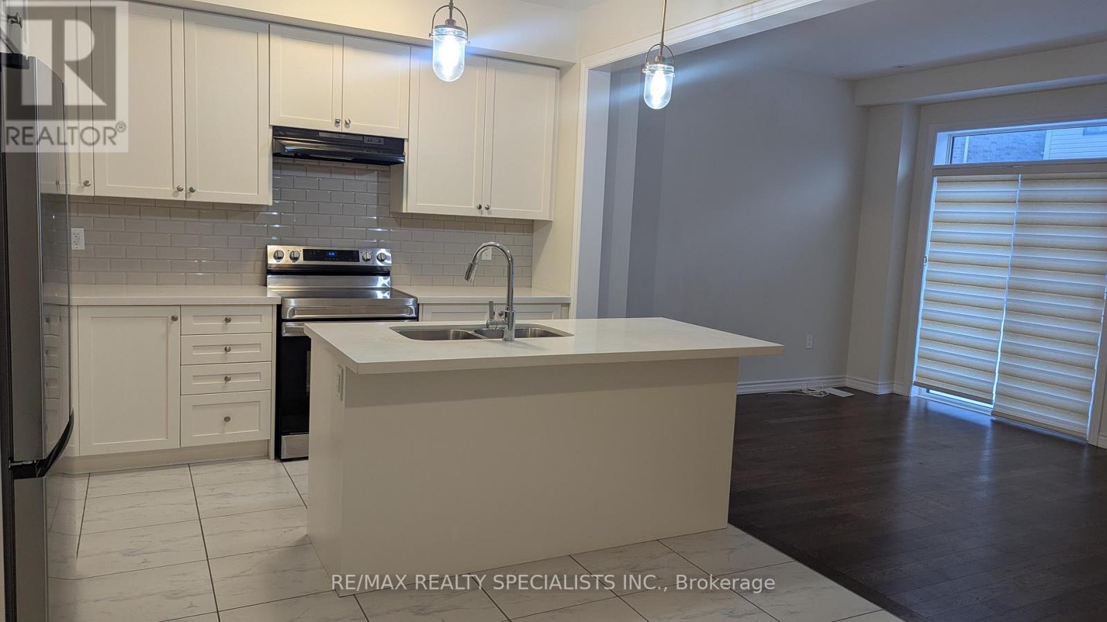 29 Gunn Avenue, Brantford, ON, N3T 0V3 - 4