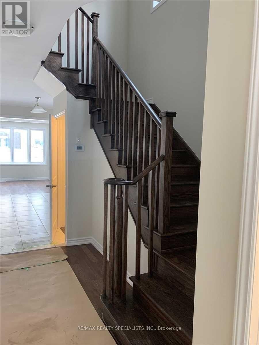 29 Gunn Avenue, Brantford, ON, N3T 0V3 - 8