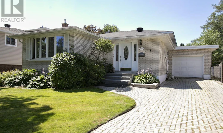 110 Country Club Place