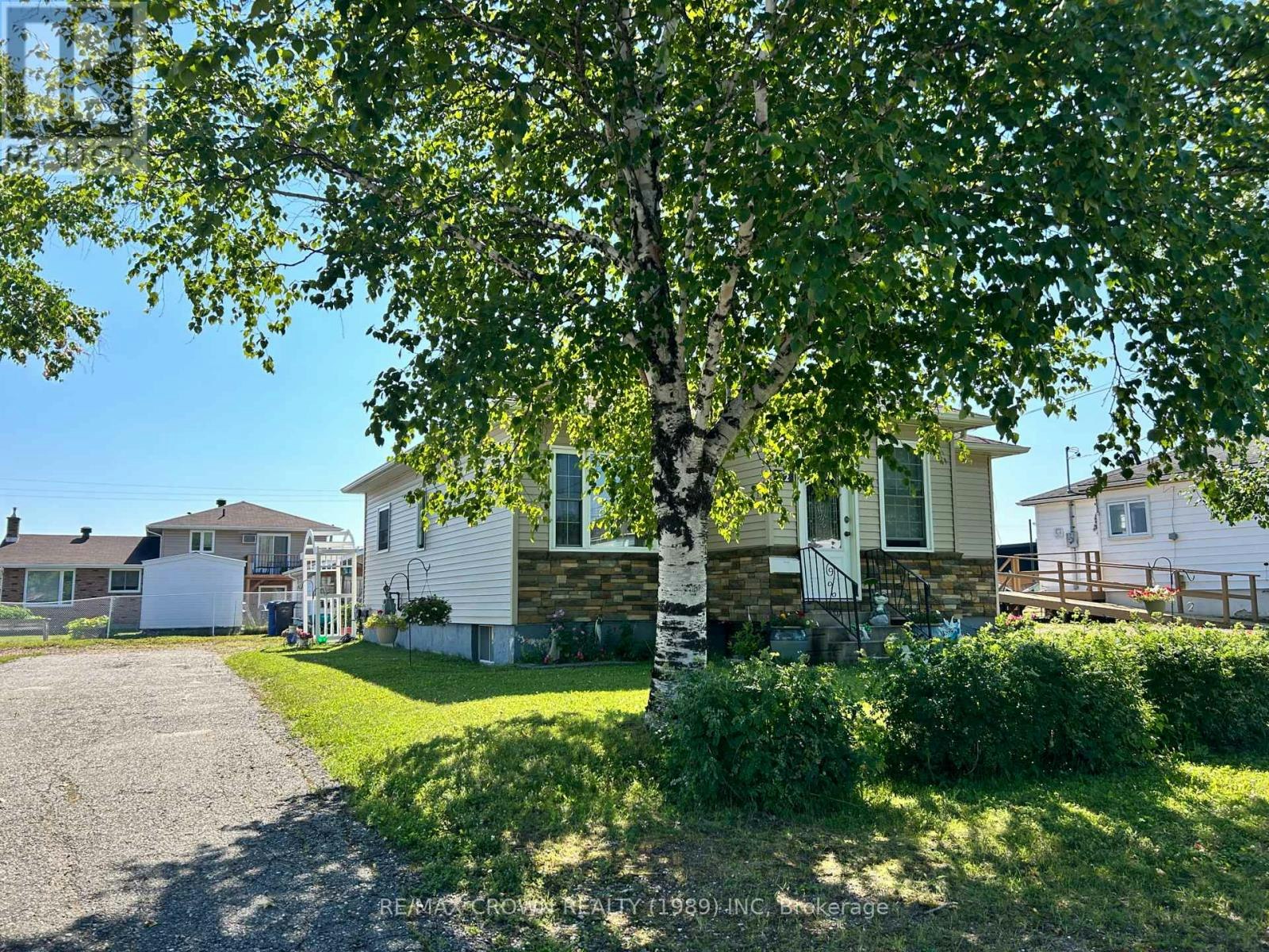 12 Erickson Avenue, Kapuskasing, ON, P5N 2K7