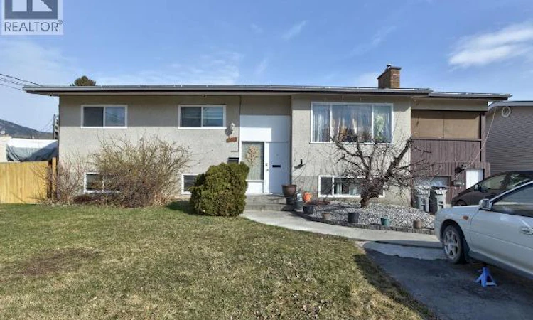2270 Greenfield Avenue