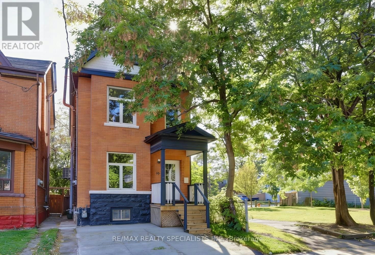 40 Century Street, Hamilton, ON, L8L 1V8