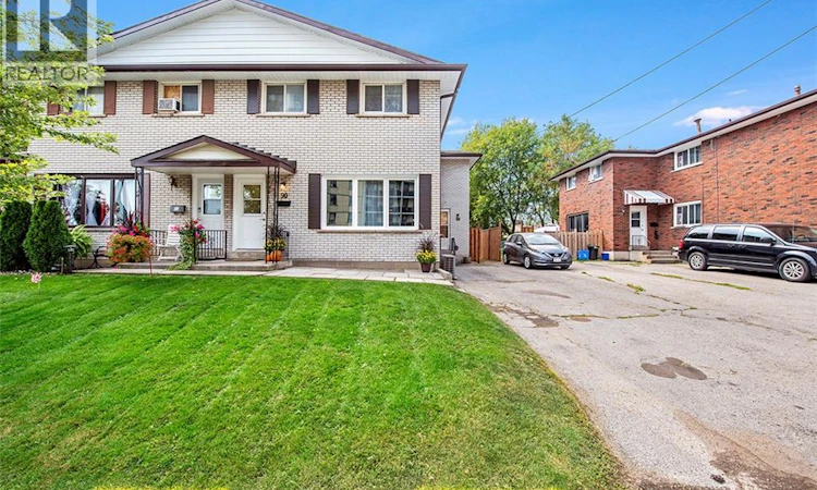 80-82 Delawana Drive
