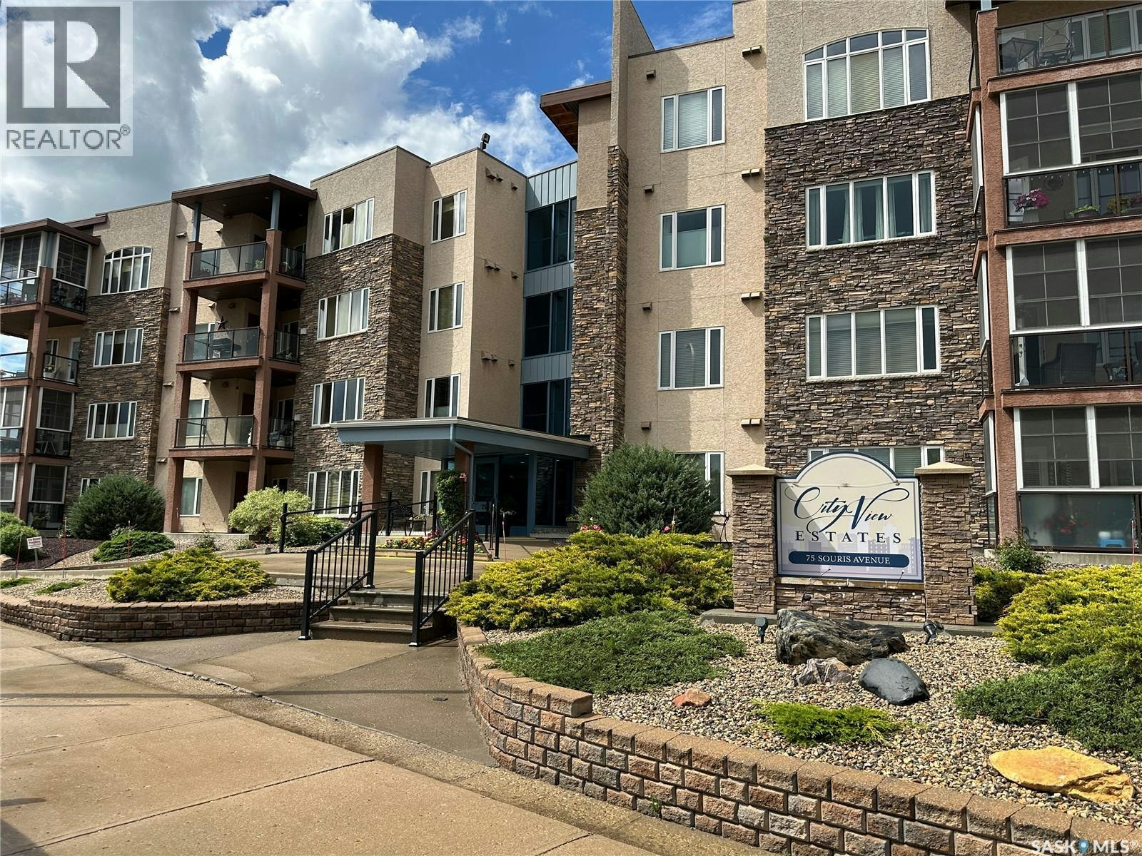 205-75 Souris Avenue, Weyburn, SK, S4H 0C1