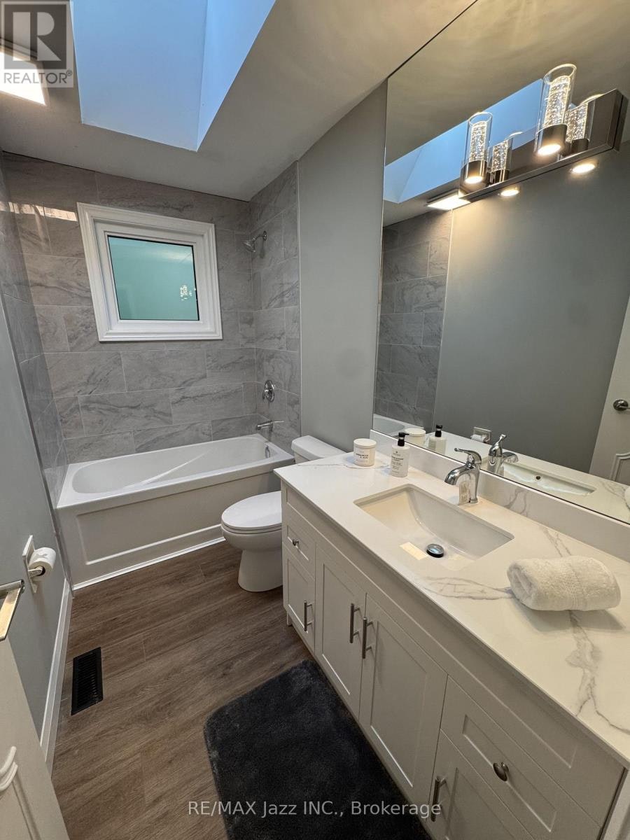 3025 Lockhart Road, Clarington, ON, L1B 1L9 - 5