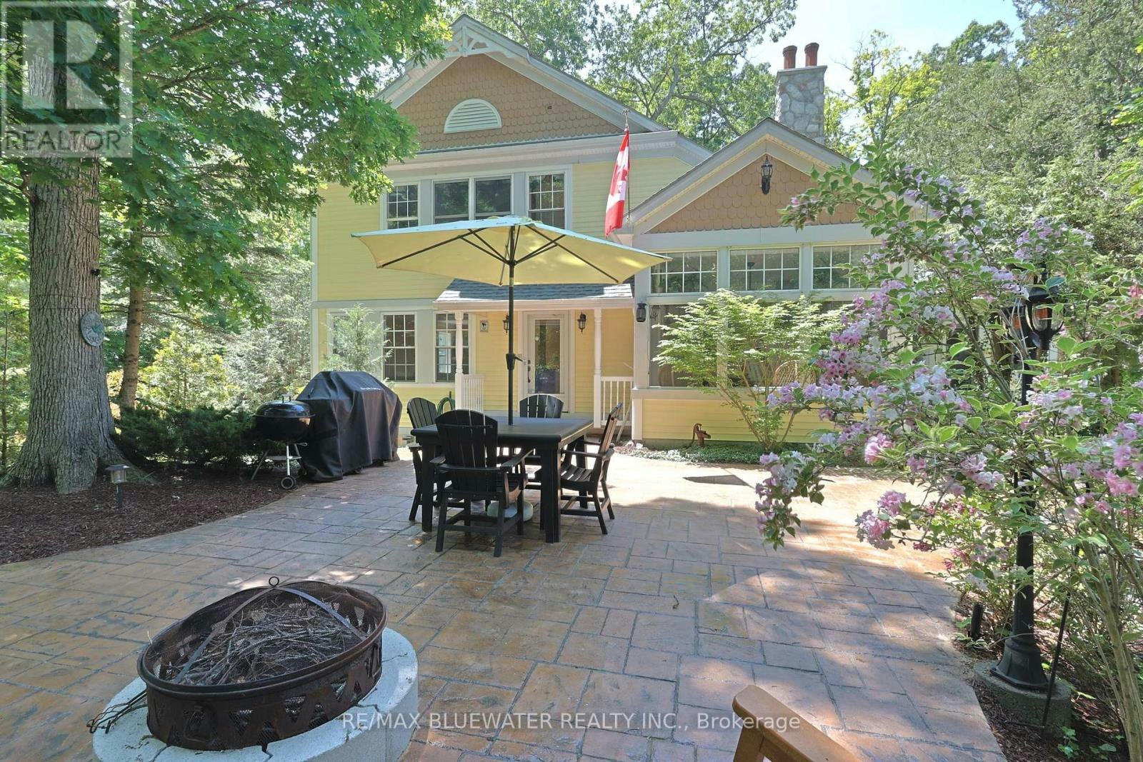5 Phillip Street, Exeter, ON, N0M 1T0