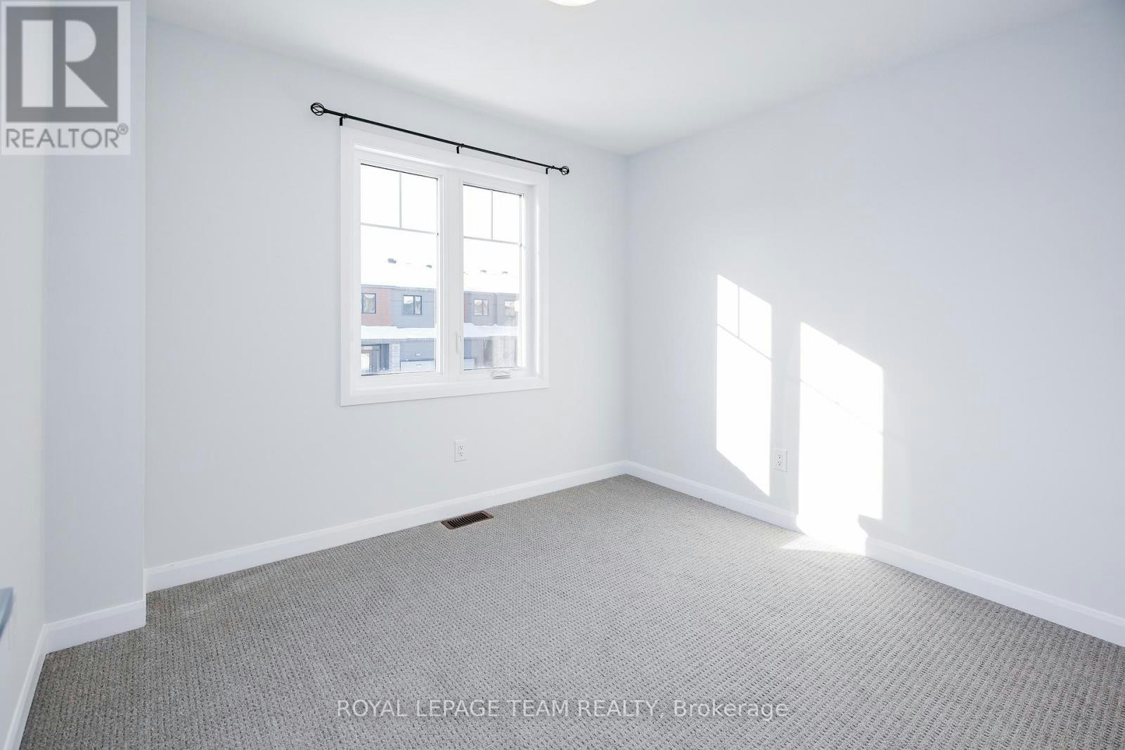 645 Hamsa Street, Ottawa, ON, K2J 6Z7 - 35
