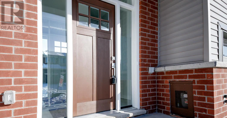 645 Hamsa Street, Ottawa, ON, K2J 6Z7 - 2