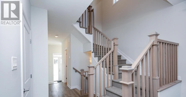 645 Hamsa Street, Ottawa, ON, K2J 6Z7 - 9