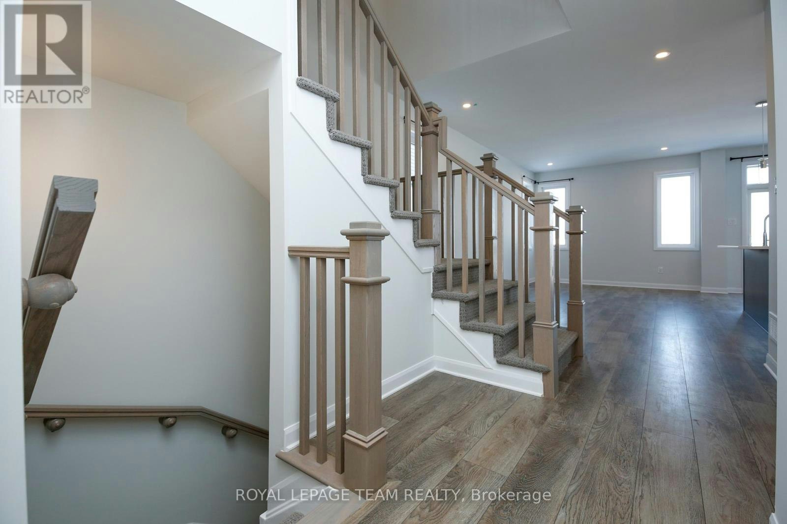 645 Hamsa Street, Ottawa, ON, K2J 6Z7 - 6