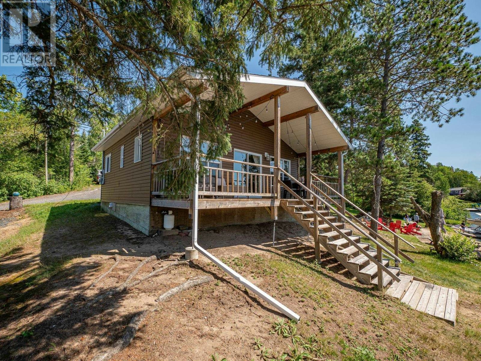 80 Bay Point Rd, Crest Resort Longbow Lake, Kenora, ON, P0X 1H0