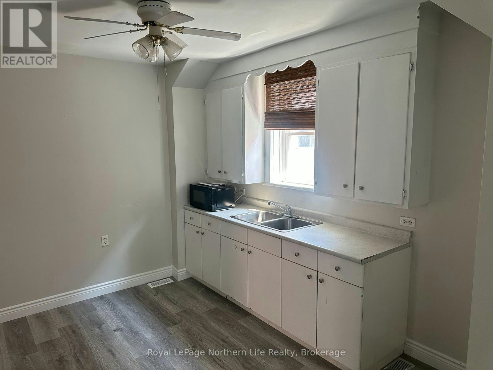 1-434 Worthington Street E, North Bay, ON, P1B 1H5 - 3