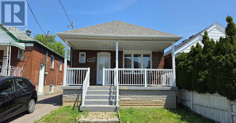 739 Vaughan Road, Toronto, ON, M6E 2Z1